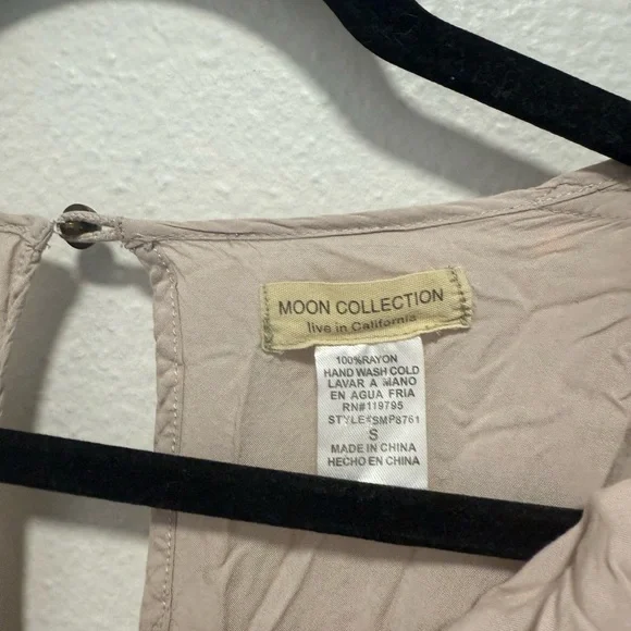 Moon Collection Light Beige Studded Romper Size Small - Picture 5 of 5